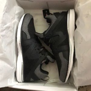 APL Shoes - New in box APL Ascend in black/chrome 10.5 APL Shoes - New in box APL Ascend in black/chrome 10.5